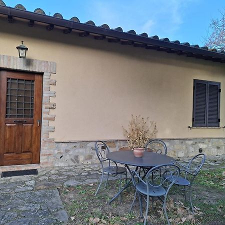 Fratta Todina Agriturismo Tenuta Conti Faina מראה חיצוני תמונה
