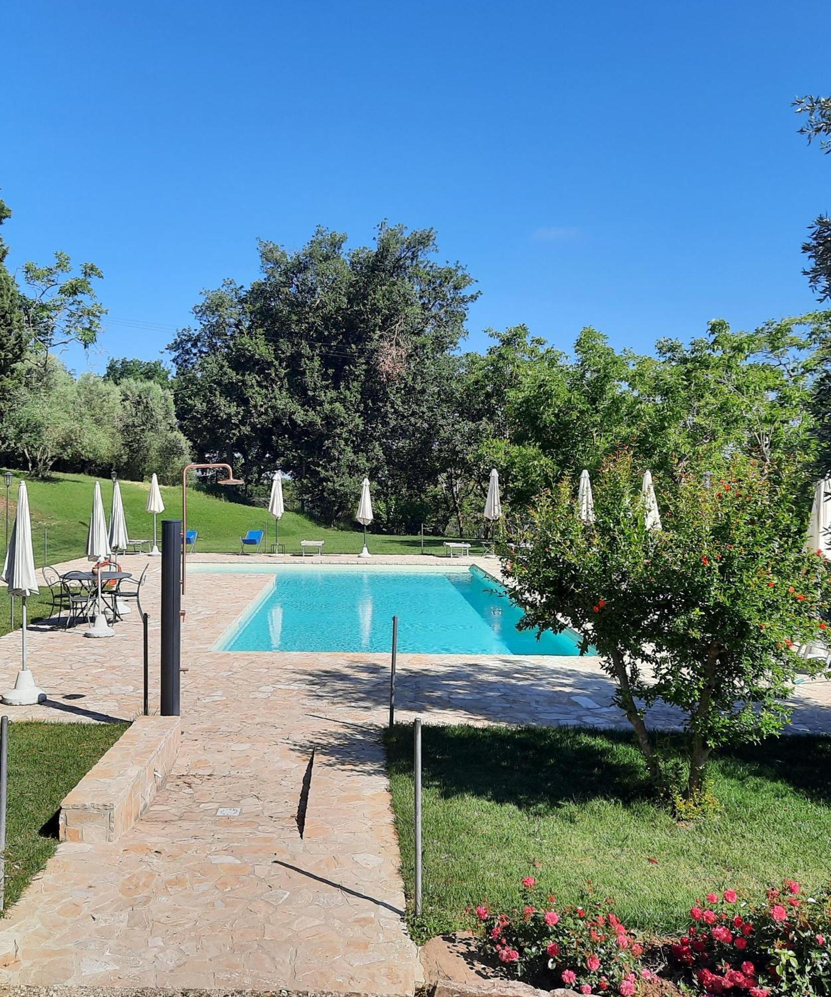 Fratta Todina Agriturismo Tenuta Conti Faina מראה חיצוני תמונה