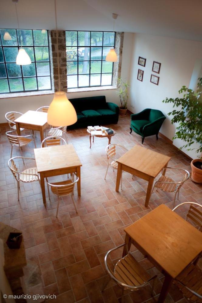 Fratta Todina Agriturismo Tenuta Conti Faina מראה חיצוני תמונה