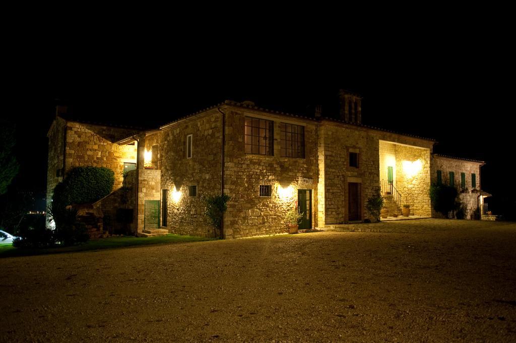 Fratta Todina Agriturismo Tenuta Conti Faina מראה חיצוני תמונה