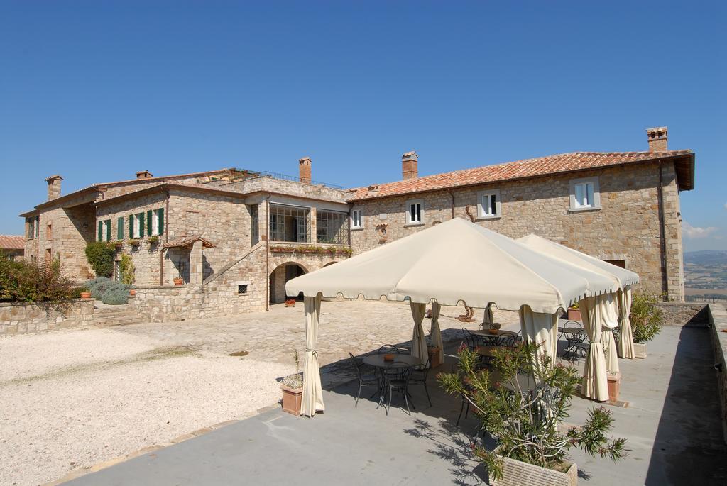 Fratta Todina Agriturismo Tenuta Conti Faina מראה חיצוני תמונה